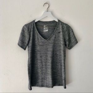 Nike Dri-Fit V Neck Athletic Cut Top Size L